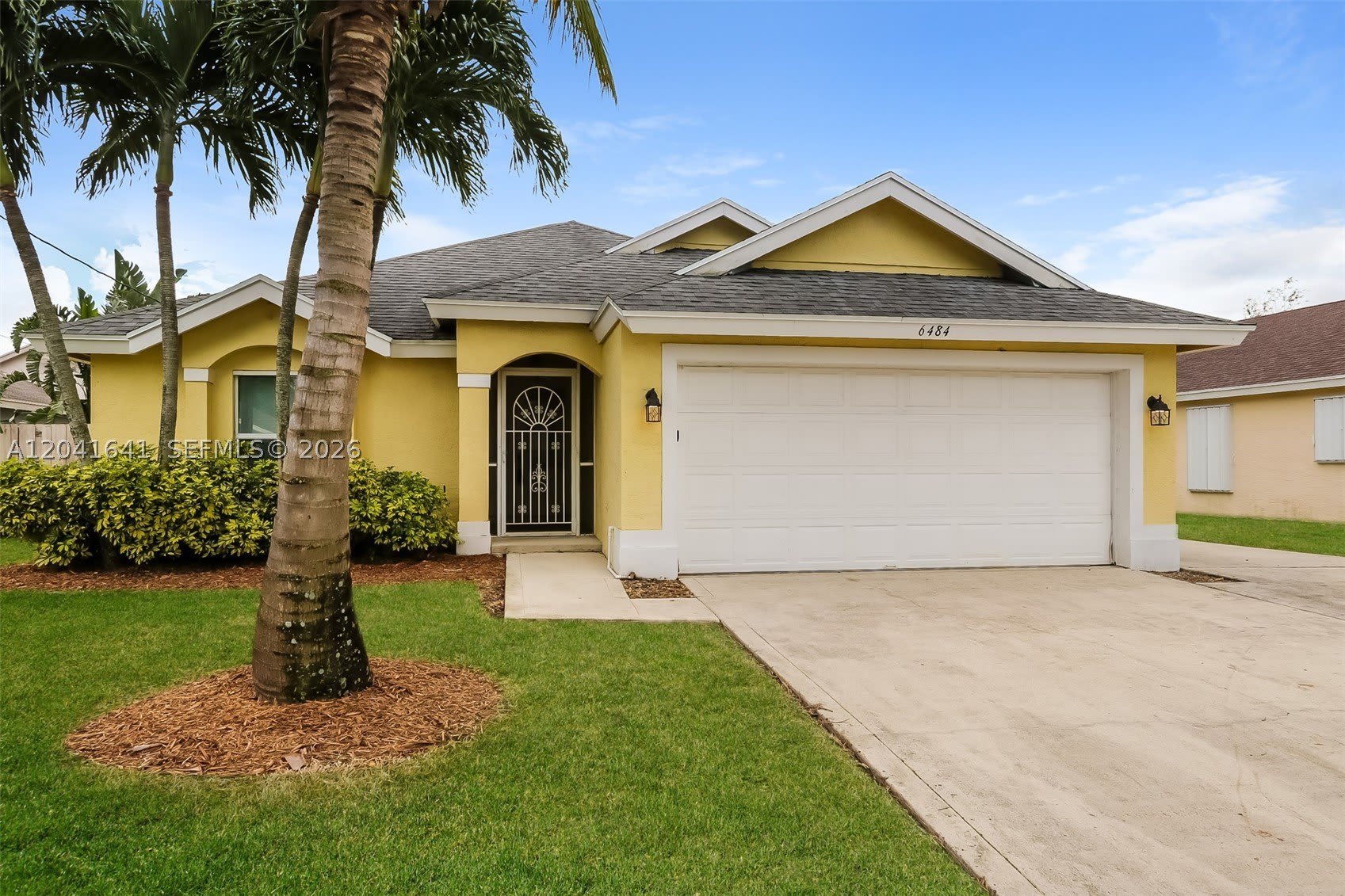 6484 Robinson St – photo 1 of 15