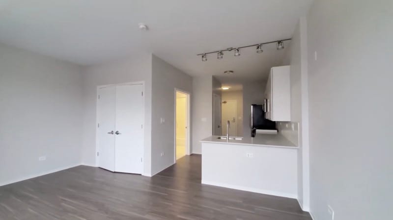 801 W Adams St – photo 1