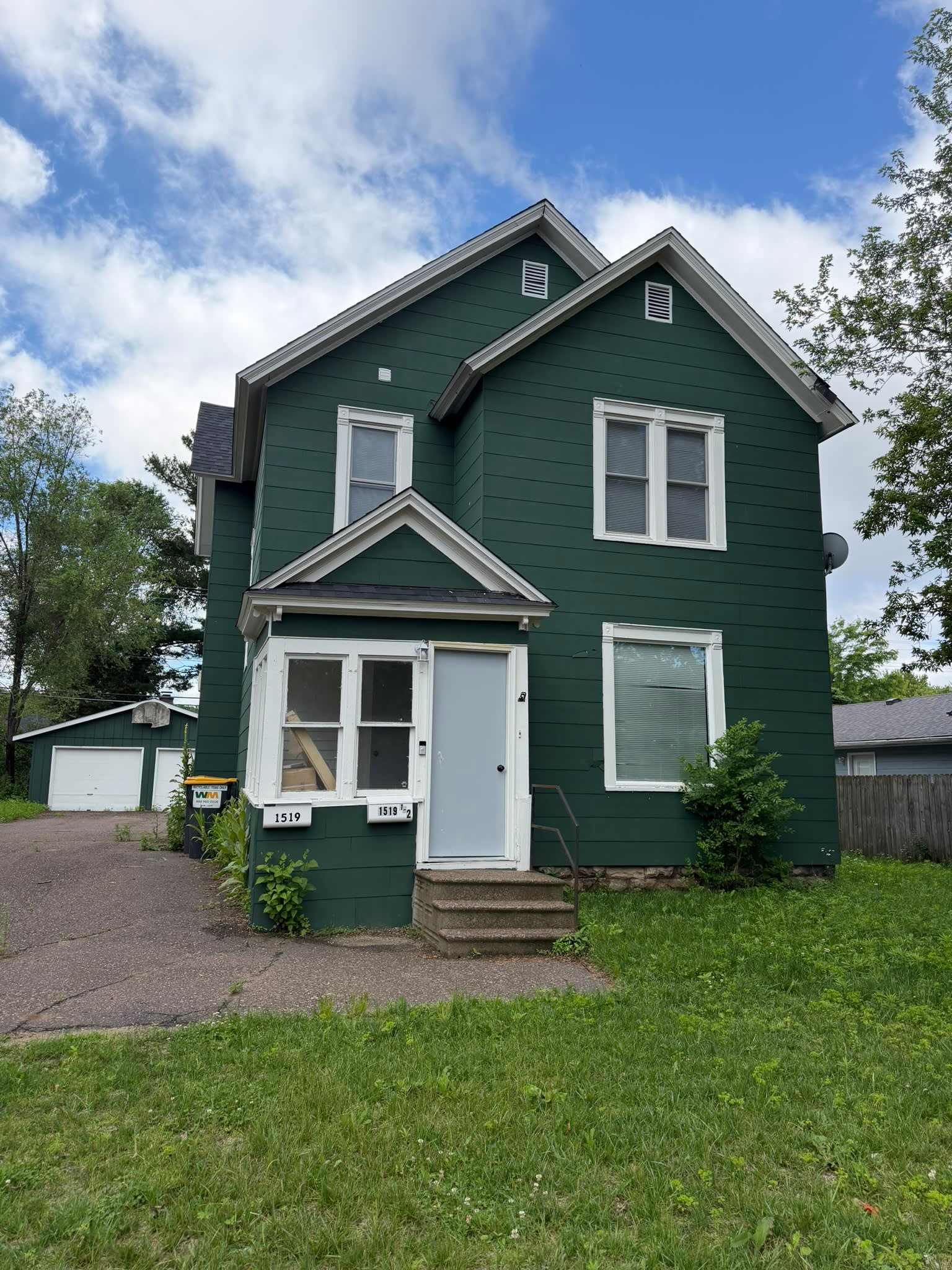 1519 Lynn Avenue – photo 1 of 27