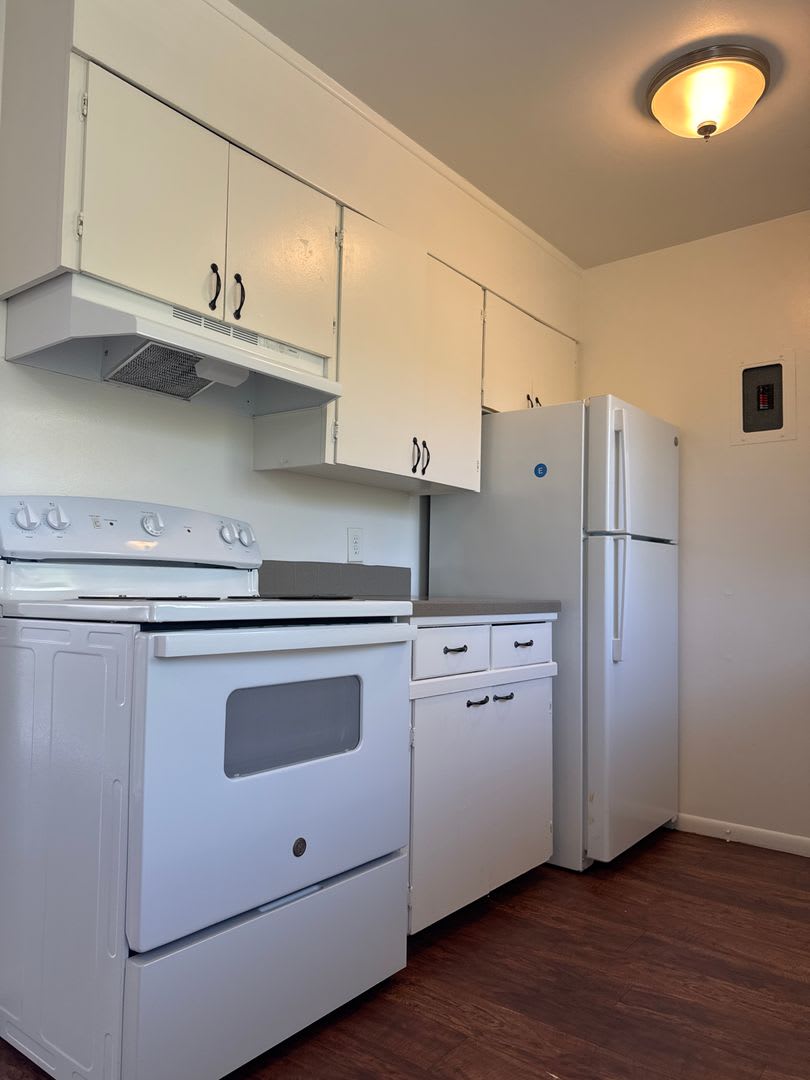 Jefferson Apartments – photo 1 of 8