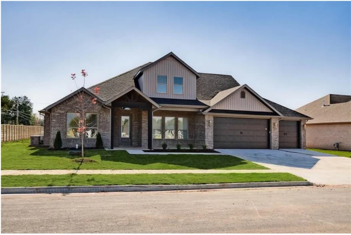 1155 Oak Bnd Lp – photo 1 of 20