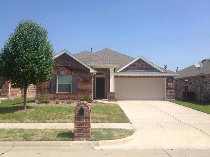 Cozy 3 bedroom home with walk-in closets! – photo 1