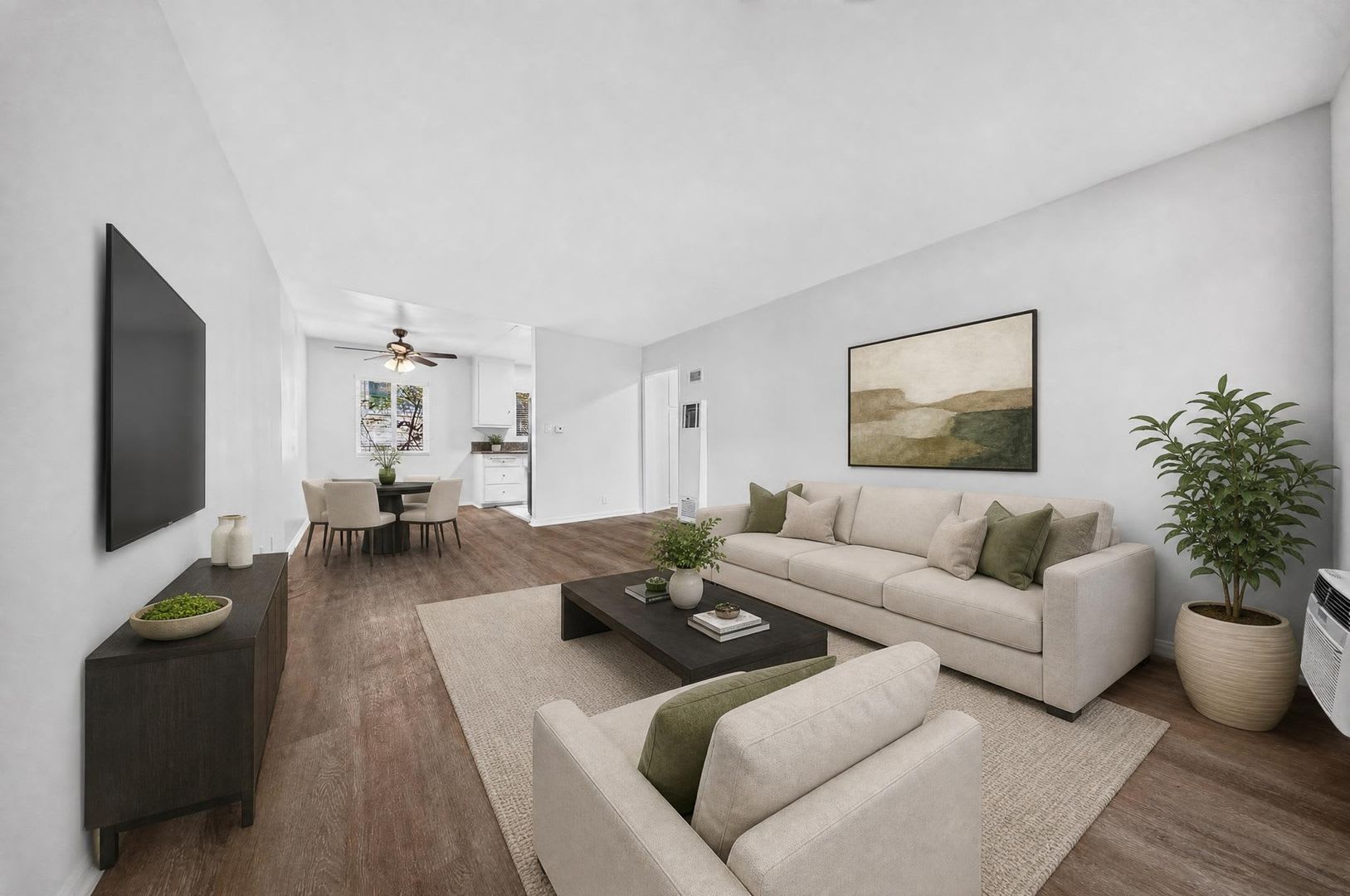 334 S. Hobart Blvd. – photo 1