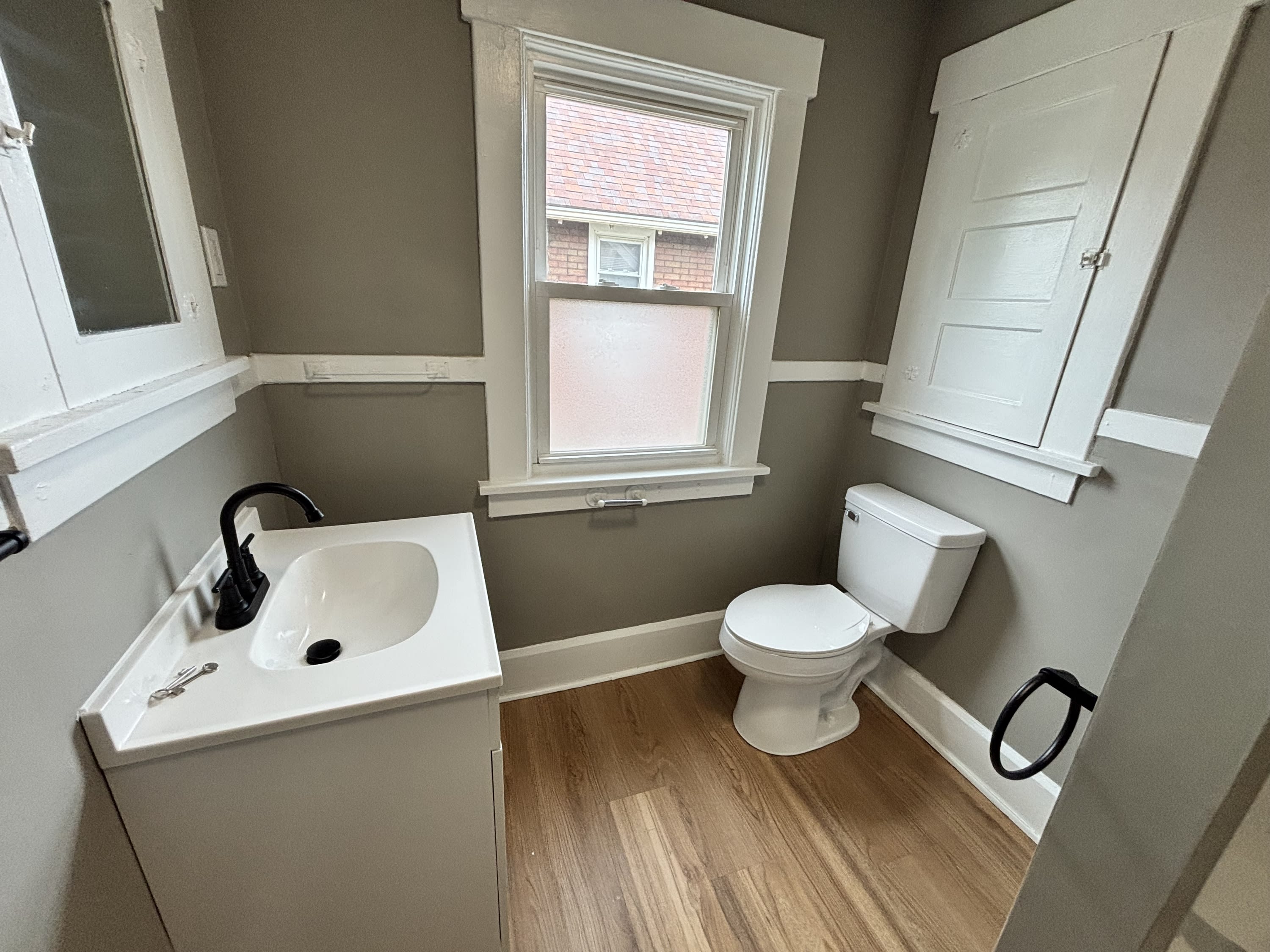 330 Columbus Ave NW – photo 1