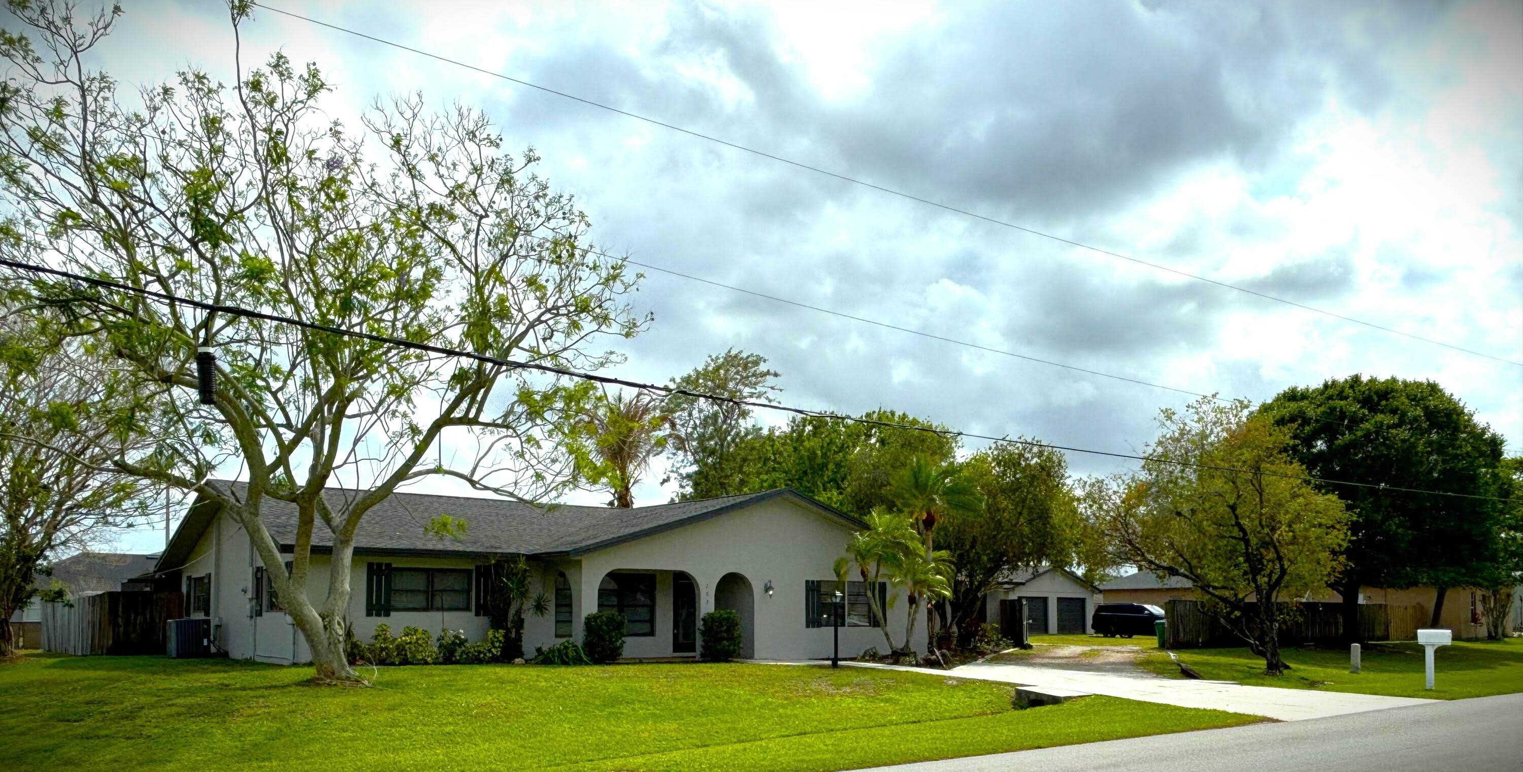 202 SW CRESCENT Avenue – photo 1