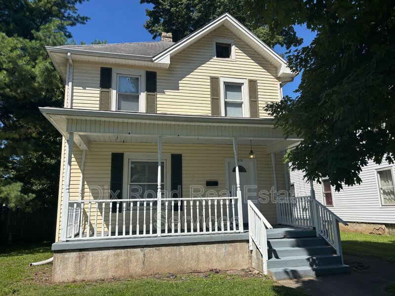 210 Monroe Street – photo 1