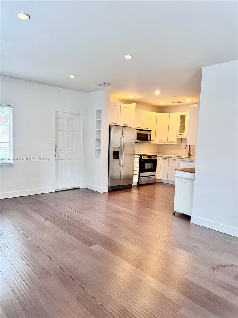 1231 13Th Street 2 Miami Beach Fl 33139 – photo 1