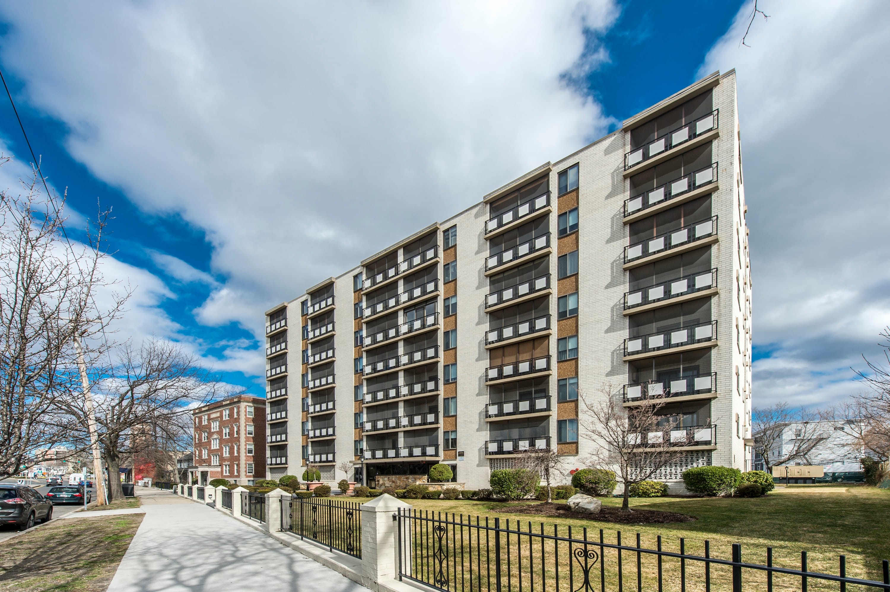 385 Massachusetts Avenue Apartments – photo 1 of 13