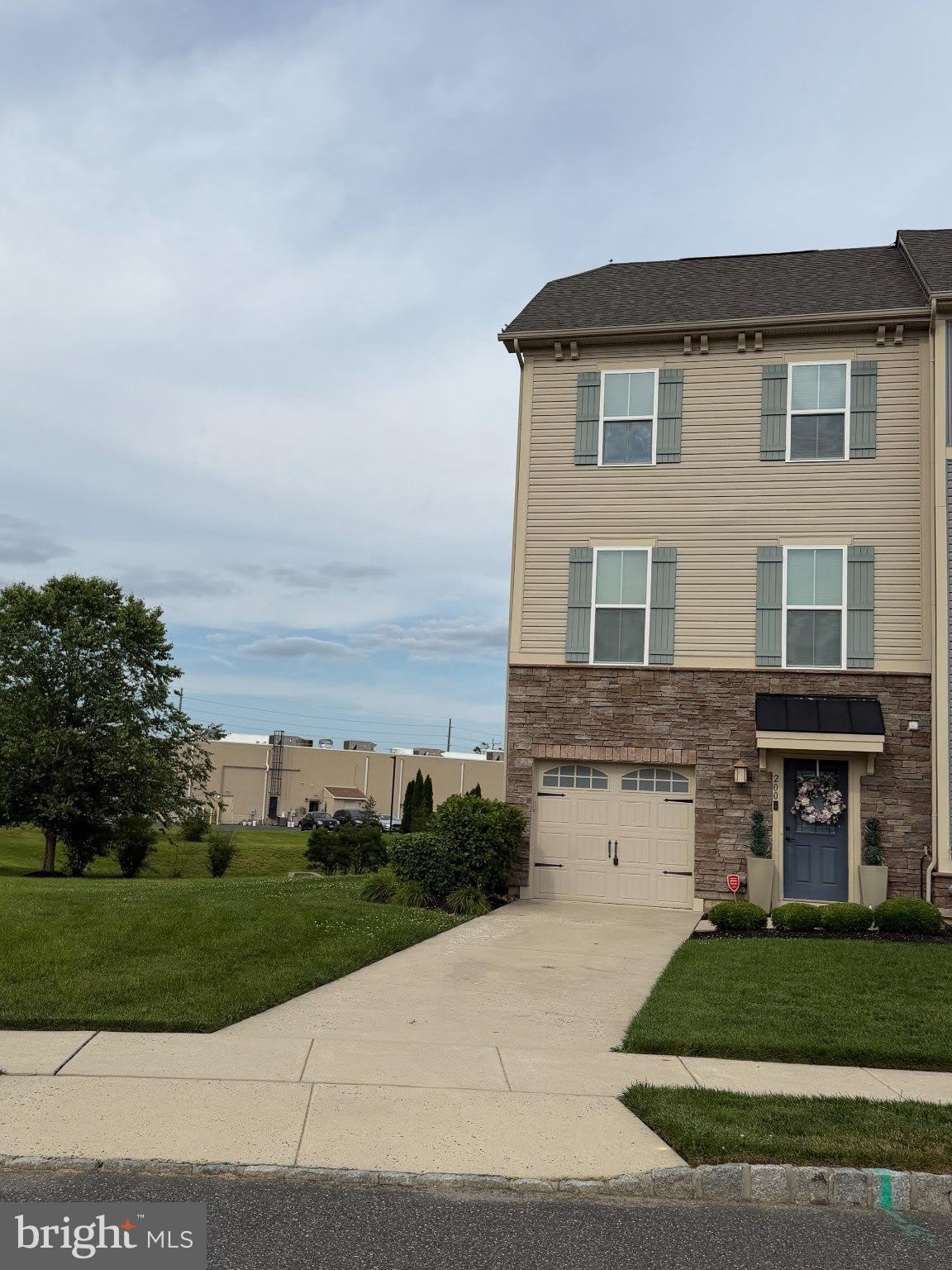 200 Iannelli Road – photo 1 of 156