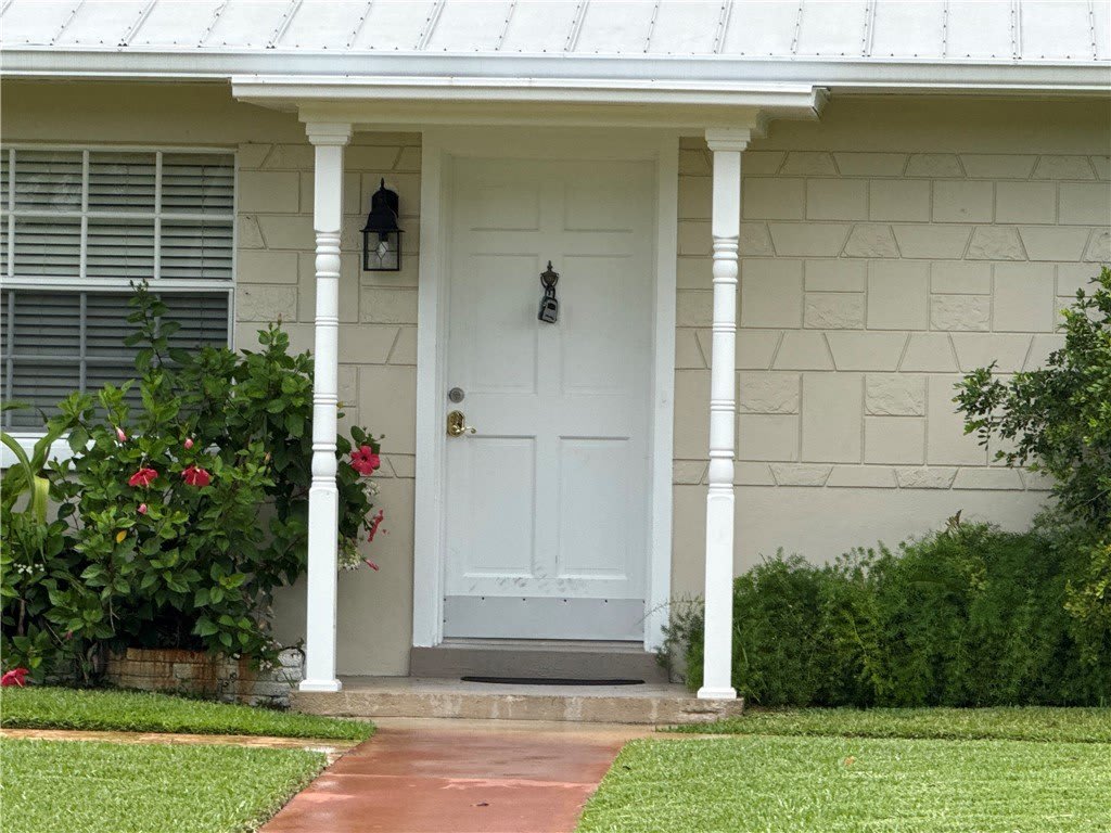 2015 15th Lane – photo 1