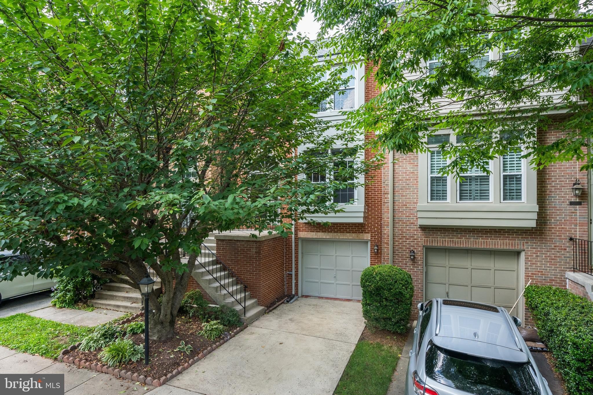 3827 INVERNESS Road – photo 1 of 35