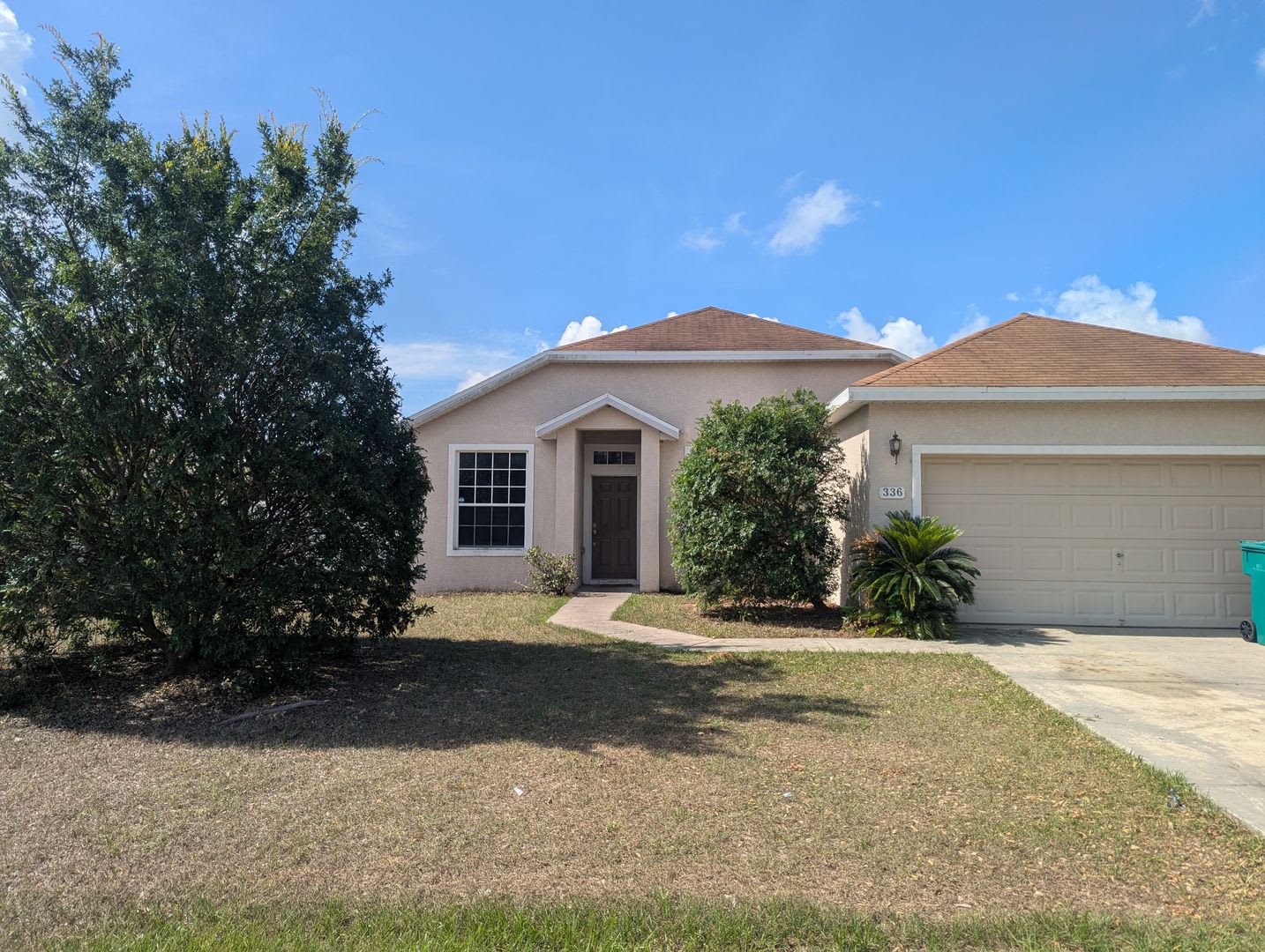 Great Family Home With 4 Bedrooms 2 Bath – photo 1 of 64