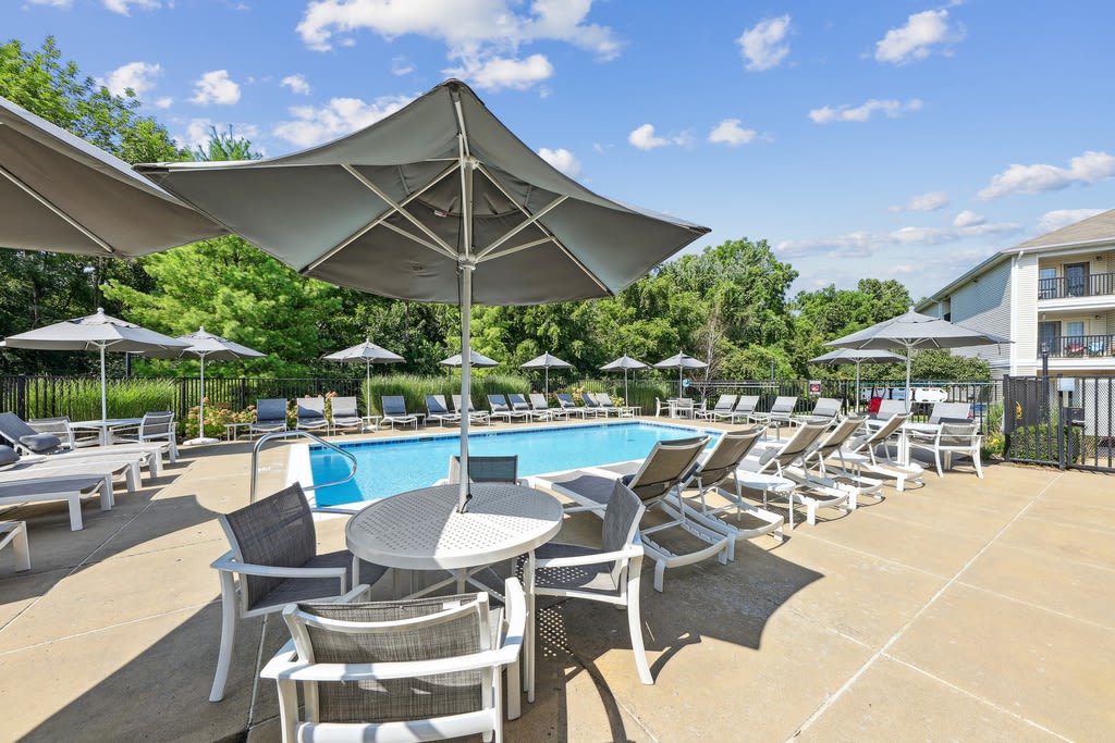 Maple Brook Apartments – photo 1