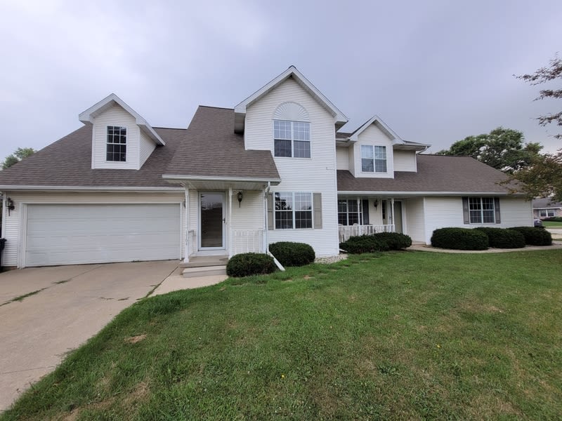 1762-1764 Barlament Drive – photo 1 of 17