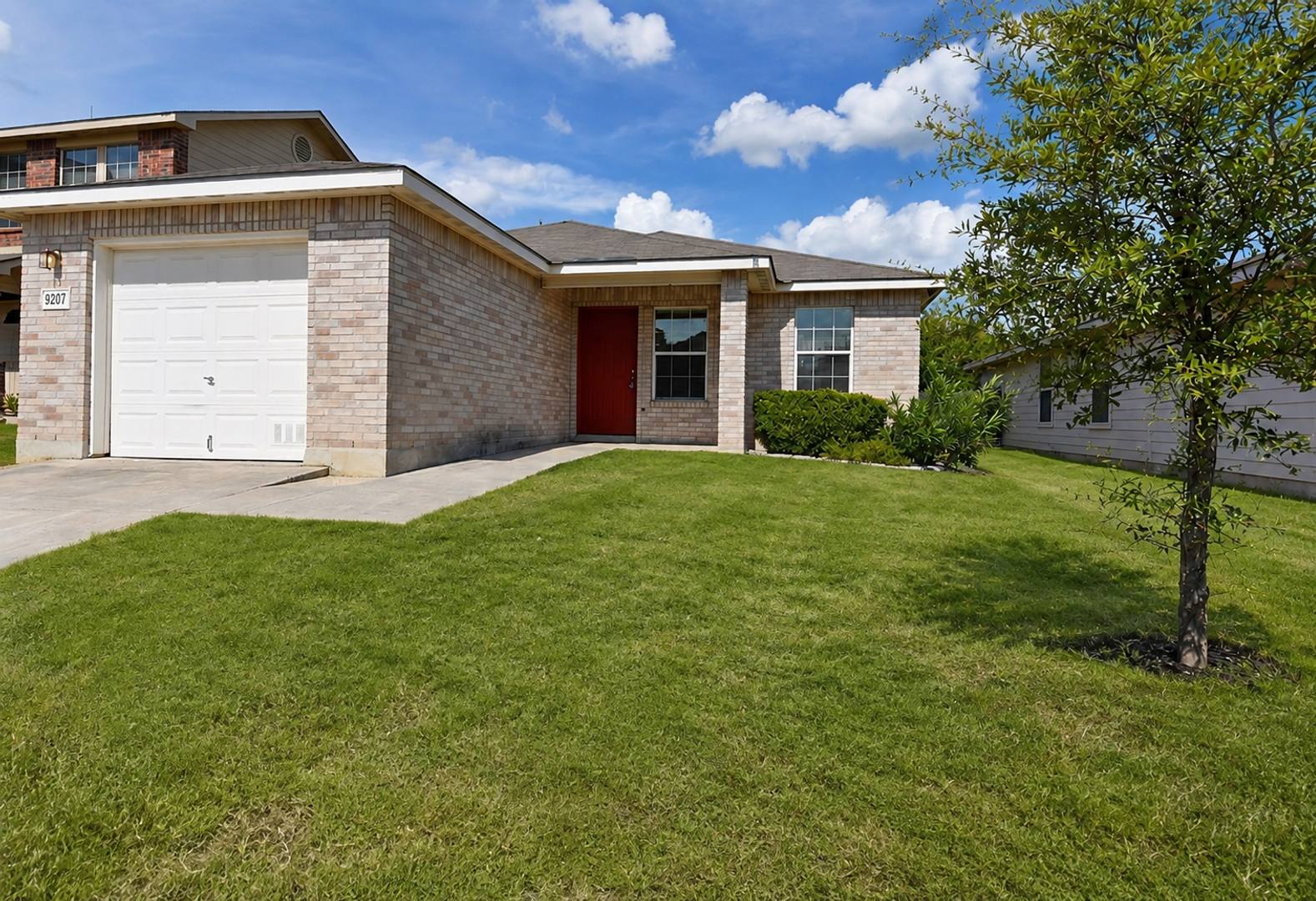 Great home ready for move-in!!! – photo 1