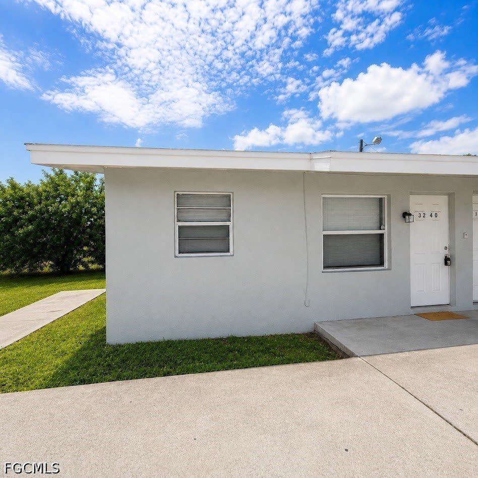 3240 Dora Street – photo 1