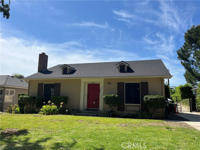 2440 Queensberry Road – photo 1