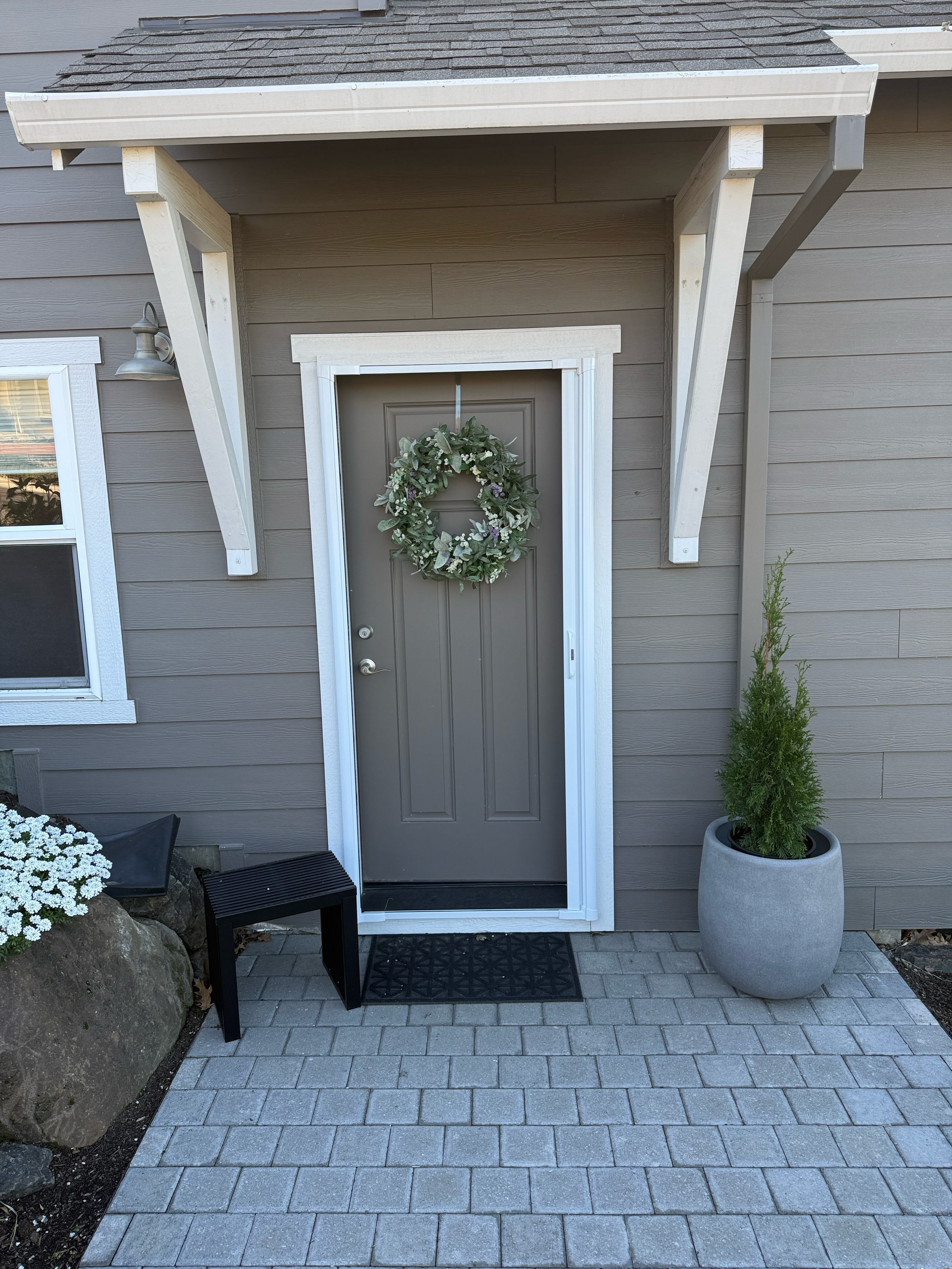 931 Patton Ln – photo 1 of 16