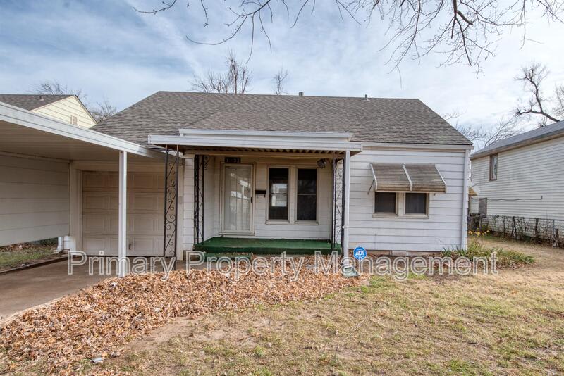 1132 Saint Clair Avenue – photo 1