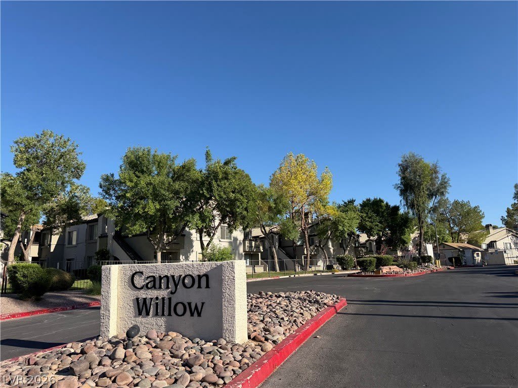 5229 Caspian Springs Drive – photo 1