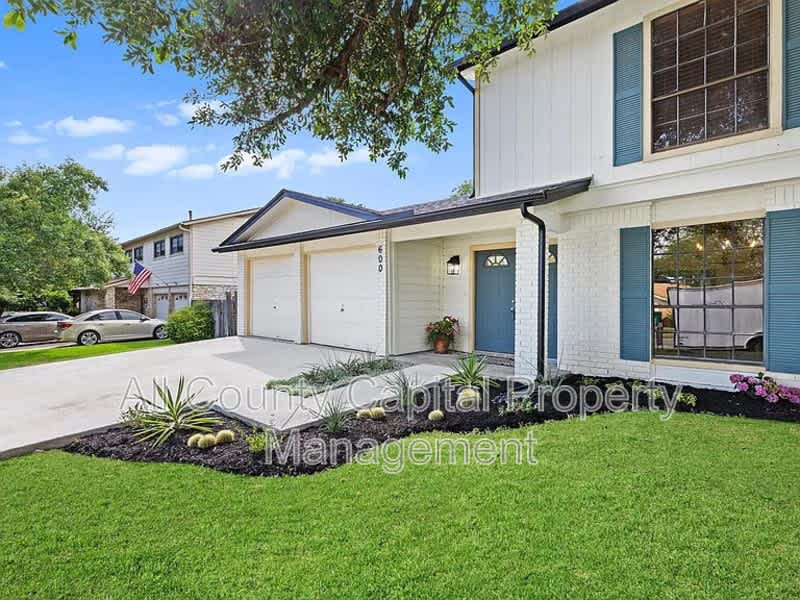 600 Pintail Ln – photo 1 of 30