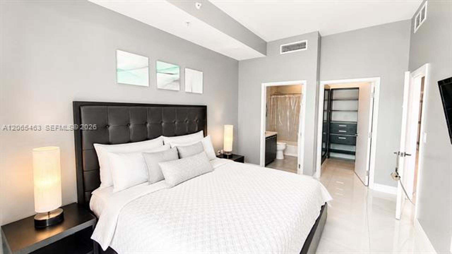 7930 East Dr cu-1007, North Bay Village, FL 33141 – photo 1