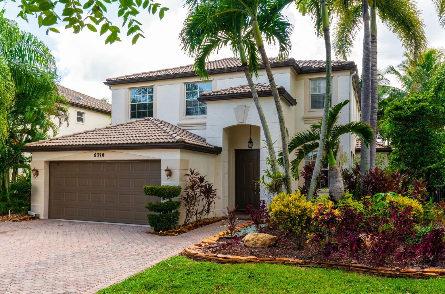9078 Alexandra Circle – photo 1