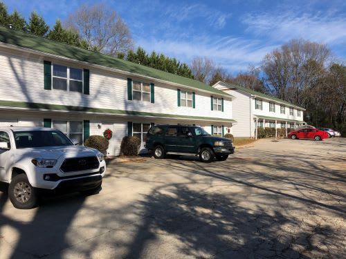 535 Shearers Road – photo 1 of 2