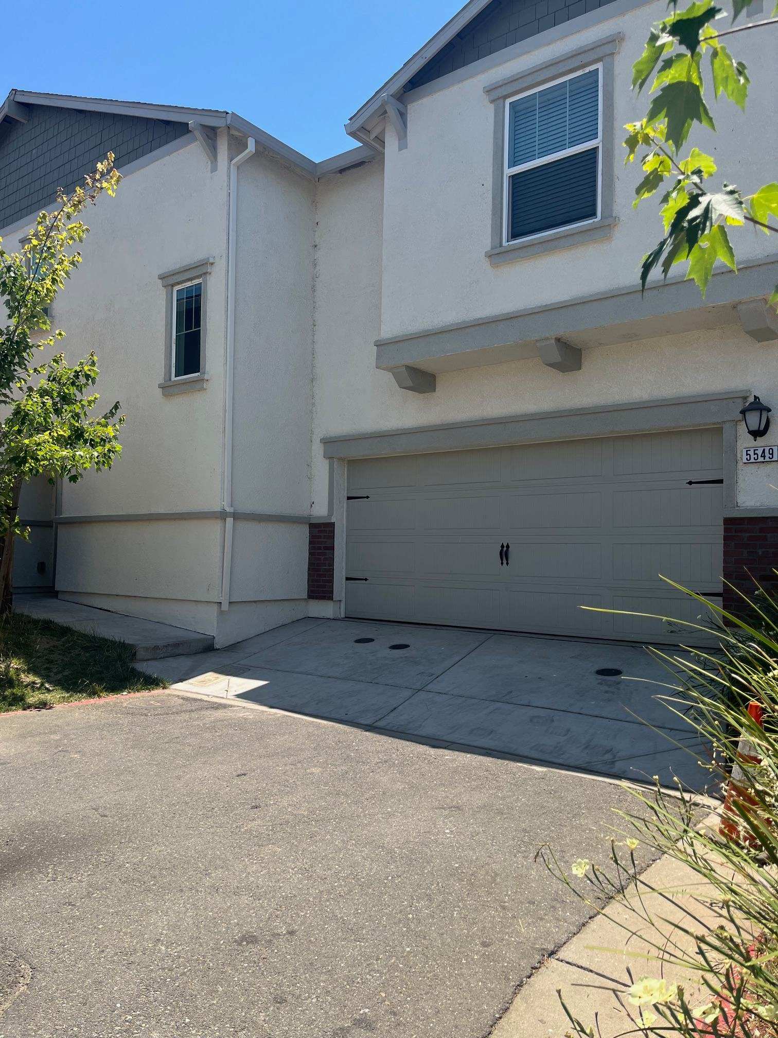 5549 Lancaster Court – photo 1 of 12