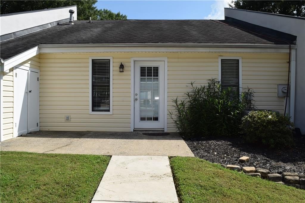 227 Goshen Lane – photo 1 of 259