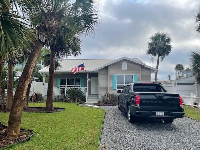 1907 S DAYTONA Avenue – photo 1 of 16