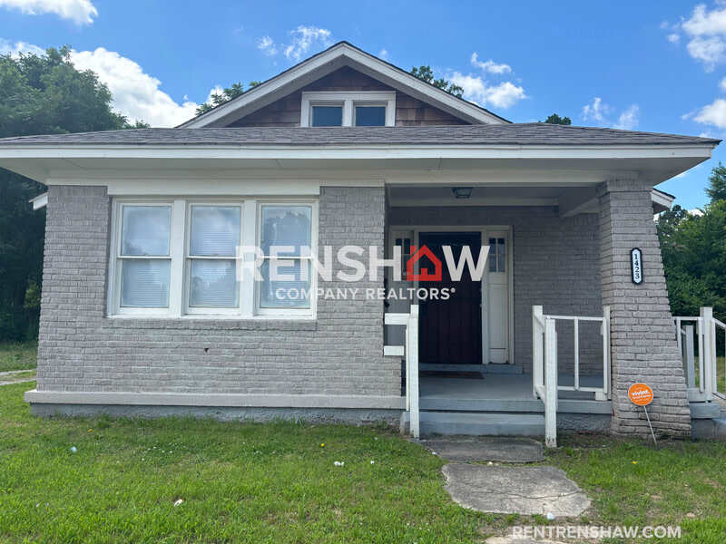 1423 Lyndale Ave – photo 1