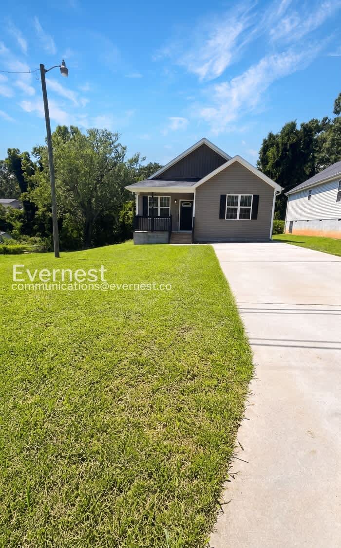 3702 Ogburn Avenue – photo 1