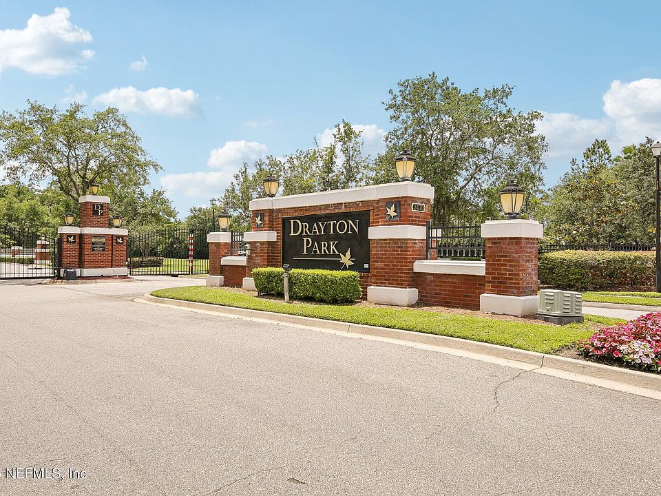 3552 Lone Tree Lane – photo 1