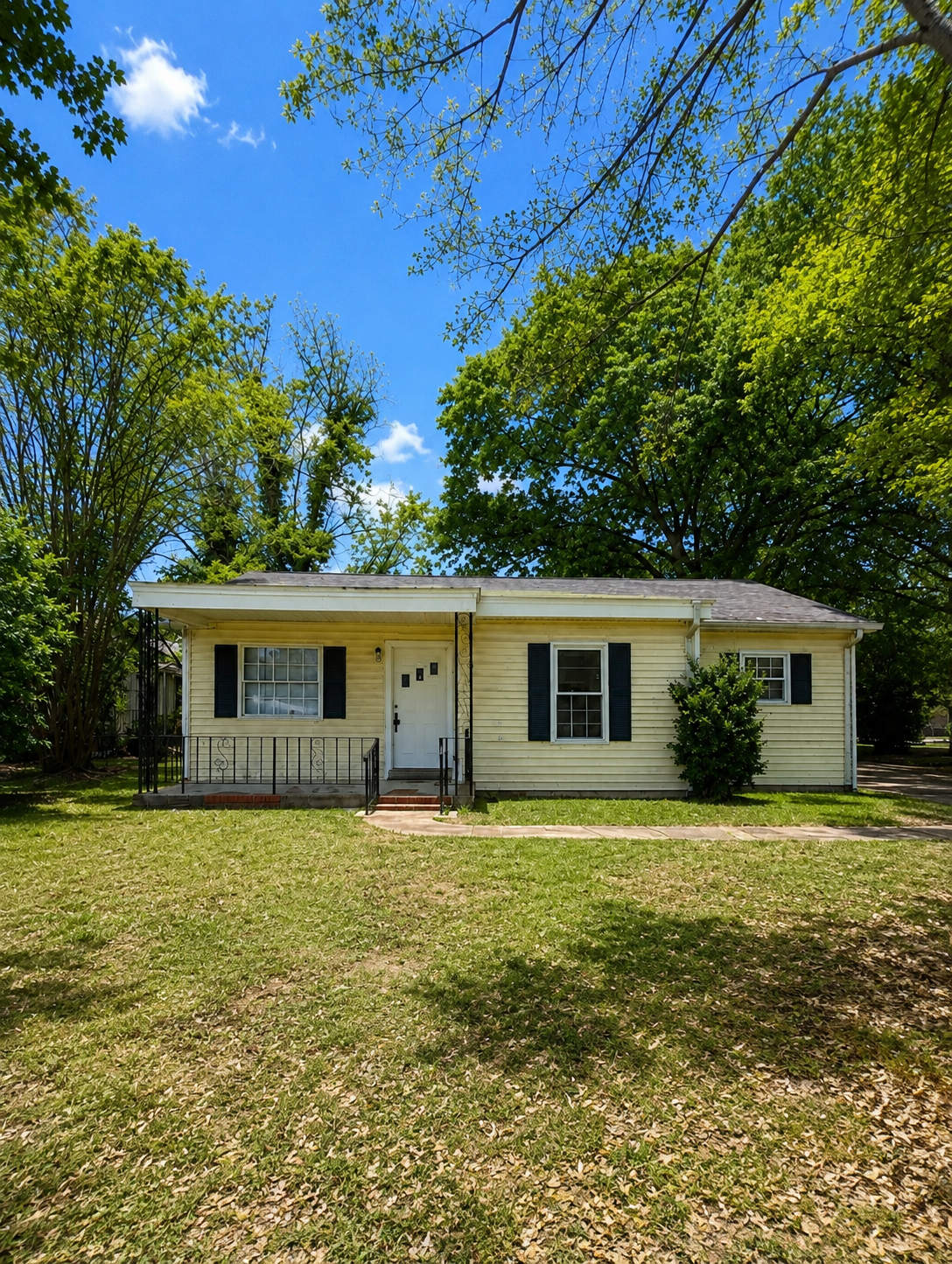 537 Grant Street – photo 1 of 8