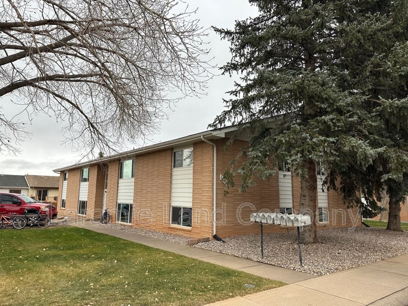 1609 East Baker Street – photo 1