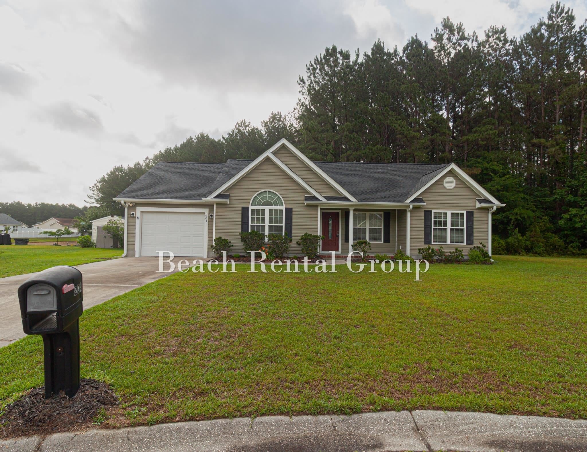 204 MacArthur Dr. – photo 1 of 26