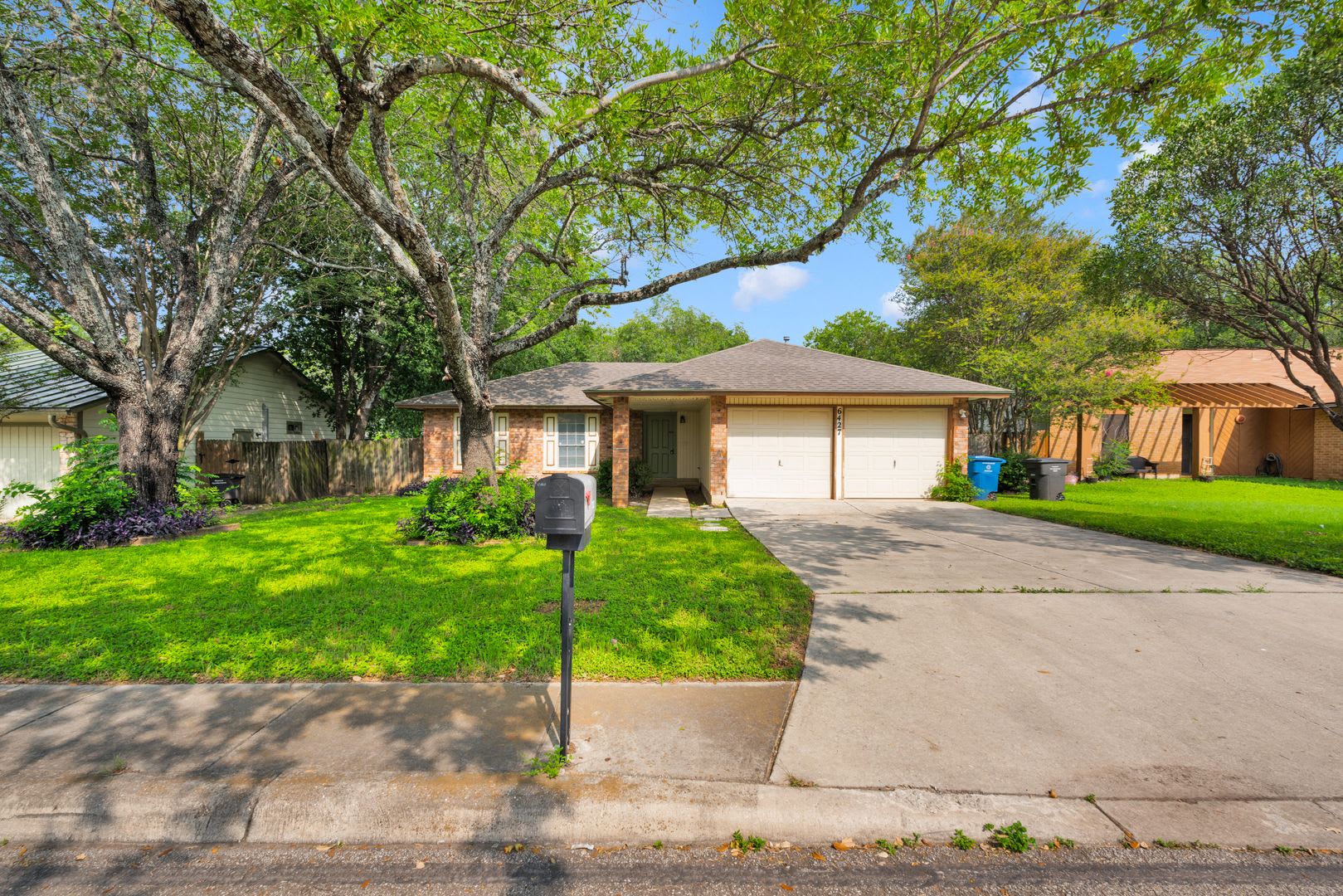 3 bedroom 2 bath in the well sought subdivision of Great Northwest! – photo 1