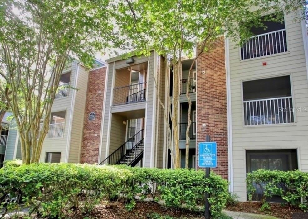 2214 METROPOLITAN Way – photo 1