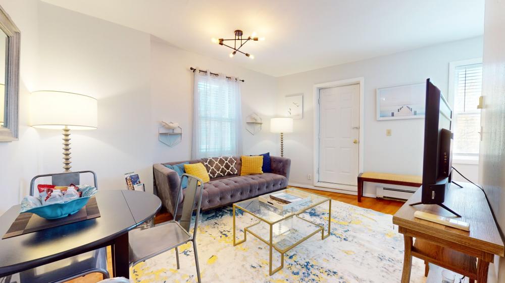 1004 Tremont St – photo 1