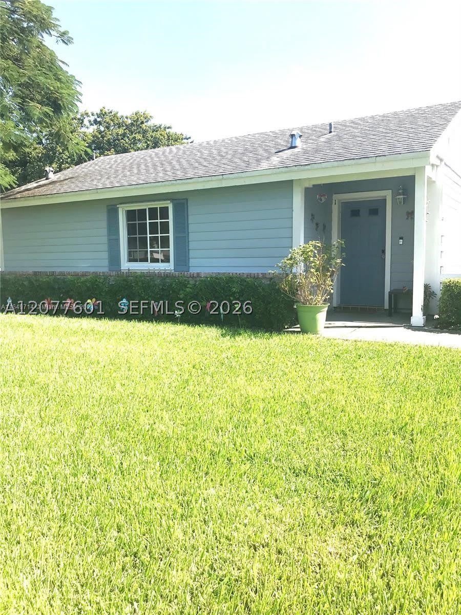 13796 SW 149th Cir Ln – photo 1 of 5