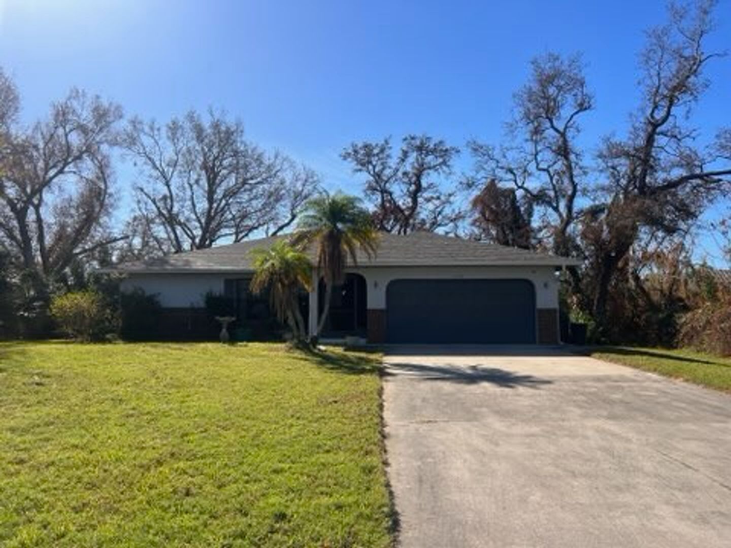 Bring your dog! 2 bedroom, 2 bath, Single family home in South Venice – photo 1 of 33