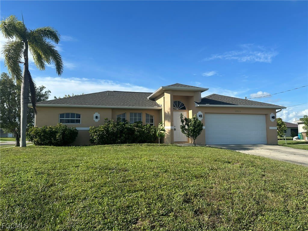 1915 SW 13th Street – photo 1
