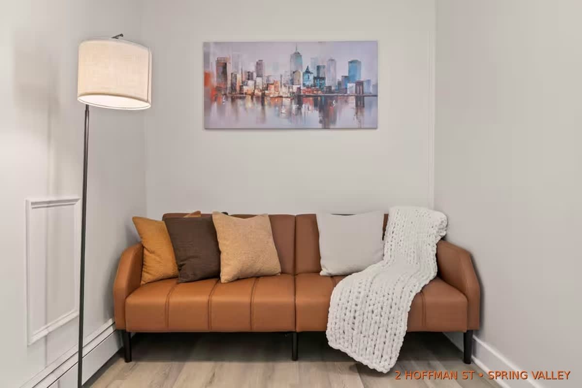 2 Hoffman St – photo 1 of 27