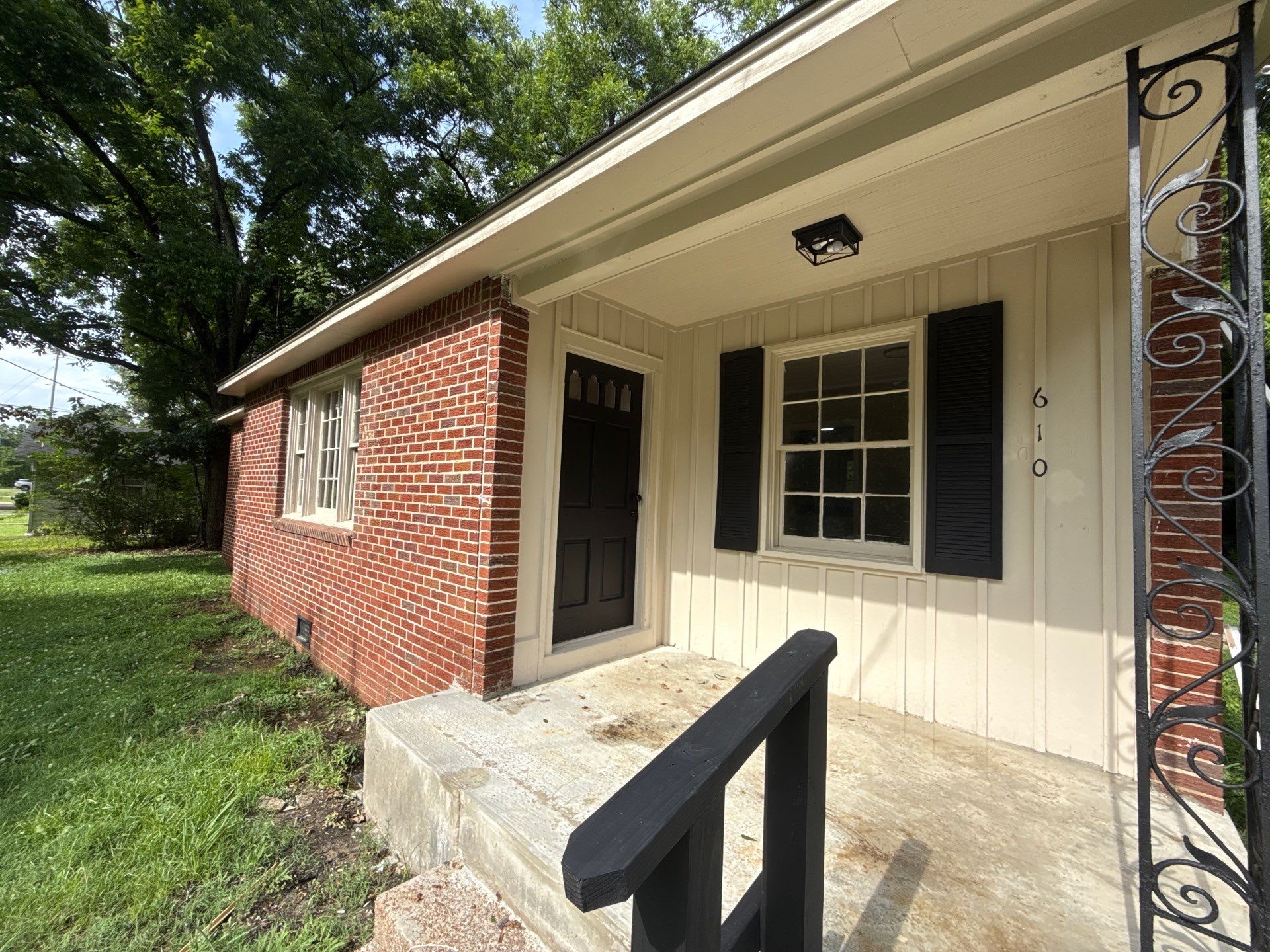 610 N McLemore Ave, Brownsville TN – photo 1