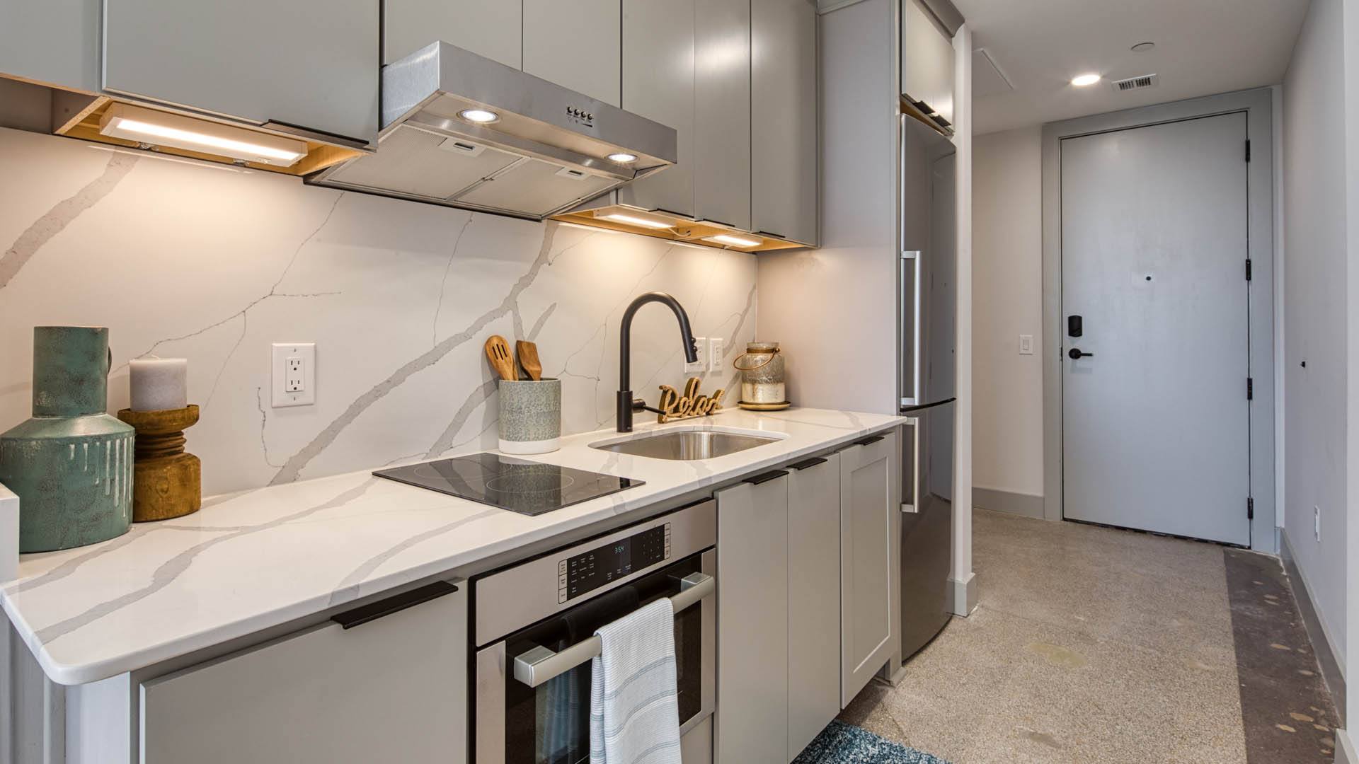 Residences at Richmond Trust – photo 1