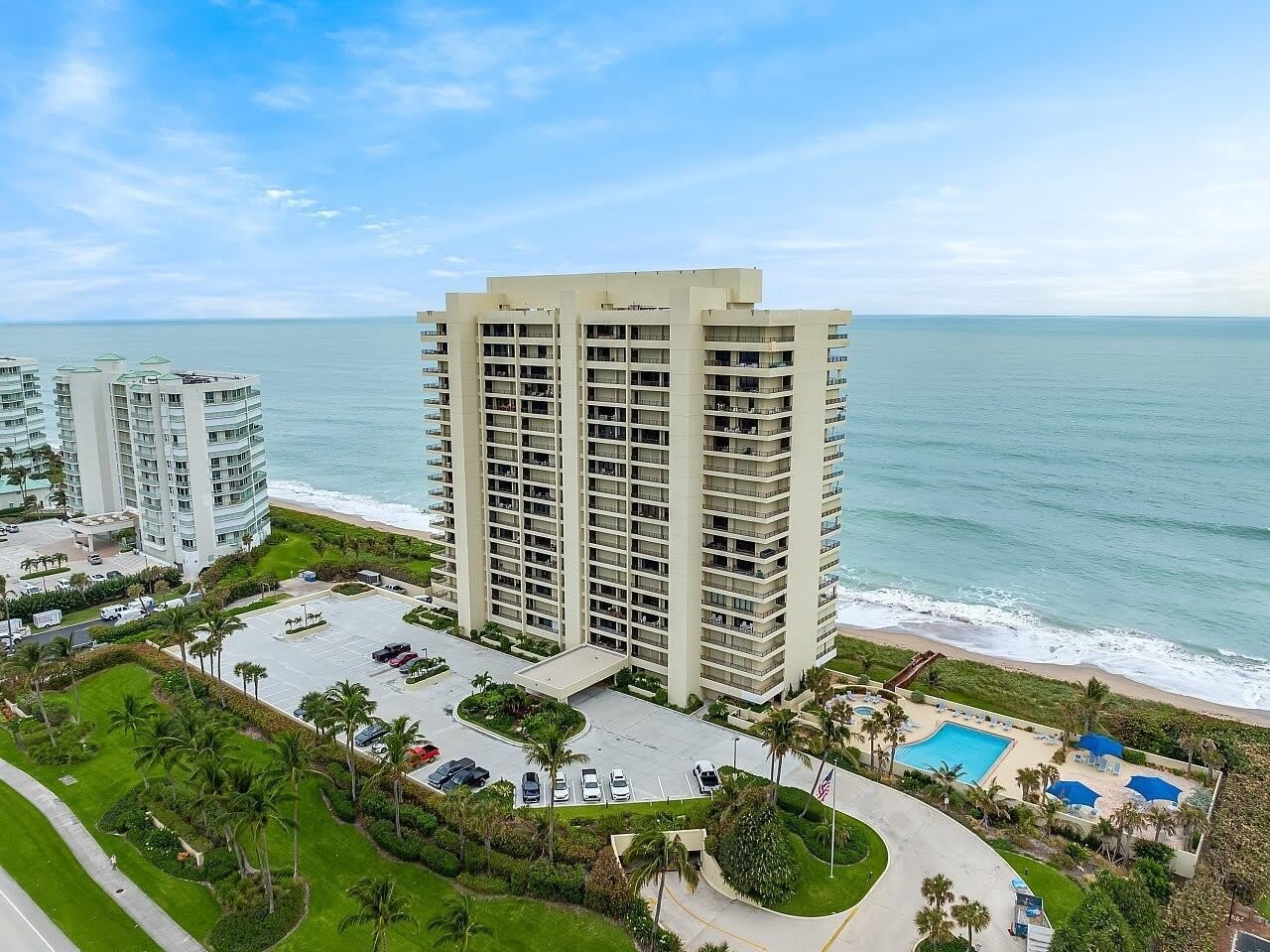 8750 S Ocean Drive – photo 1