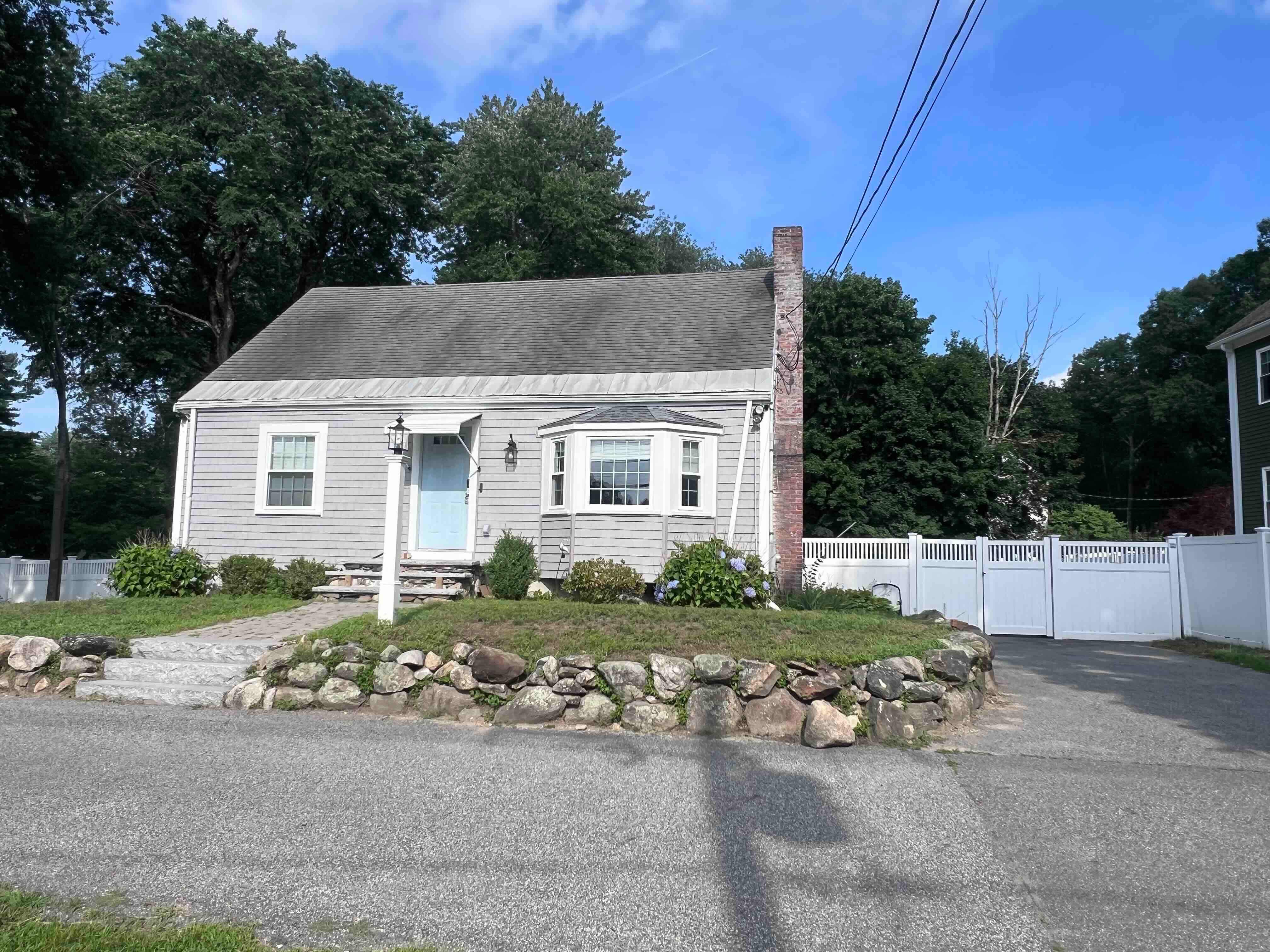 269 North Road – photo 1 of 26