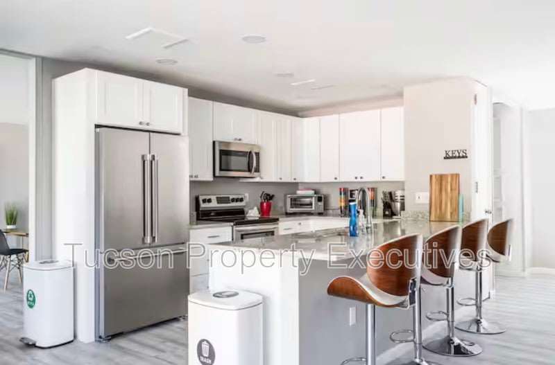 5855 East 3rd Street – photo 1