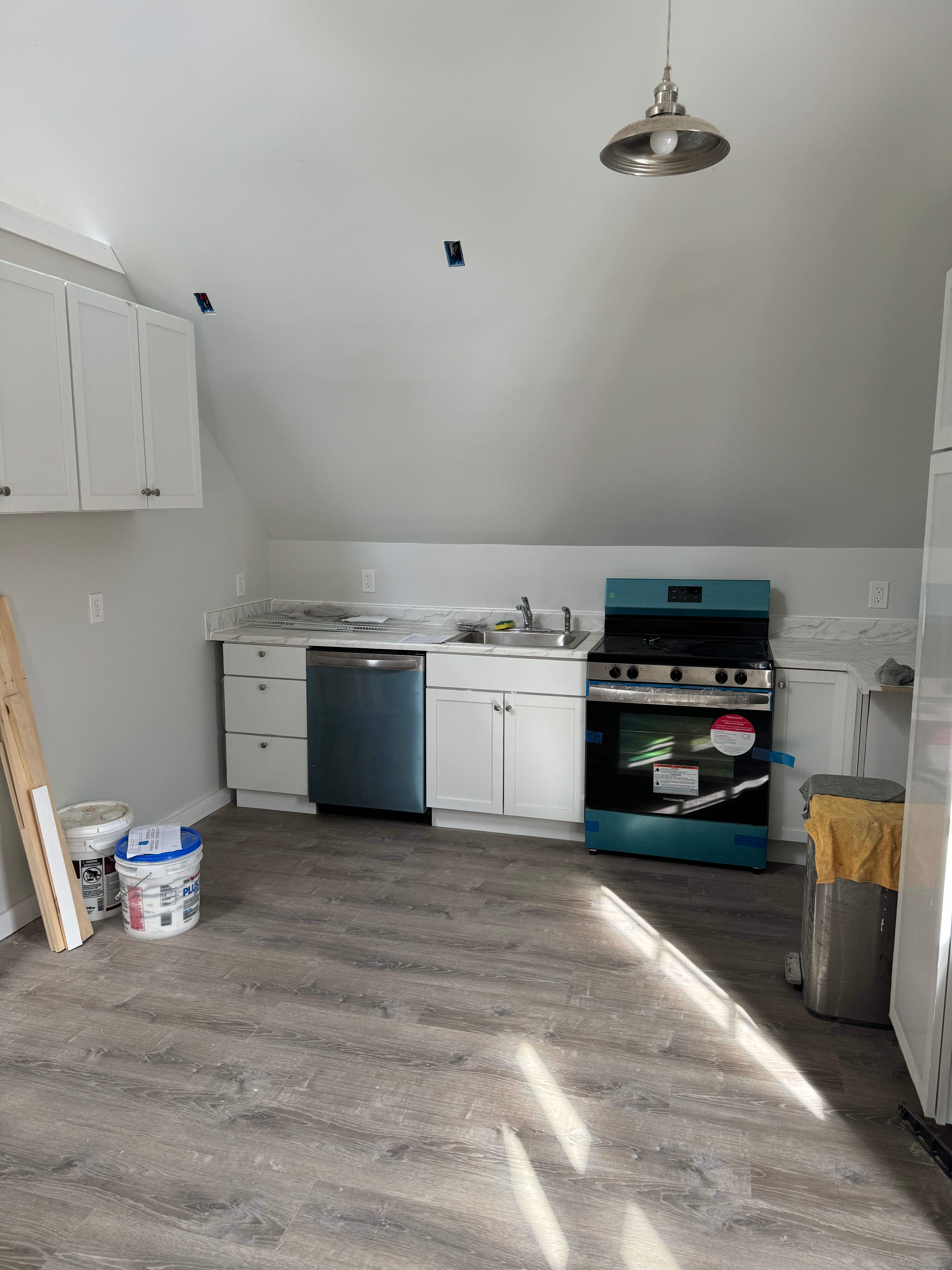 28 Chittenden Rd – photo 1 of 6